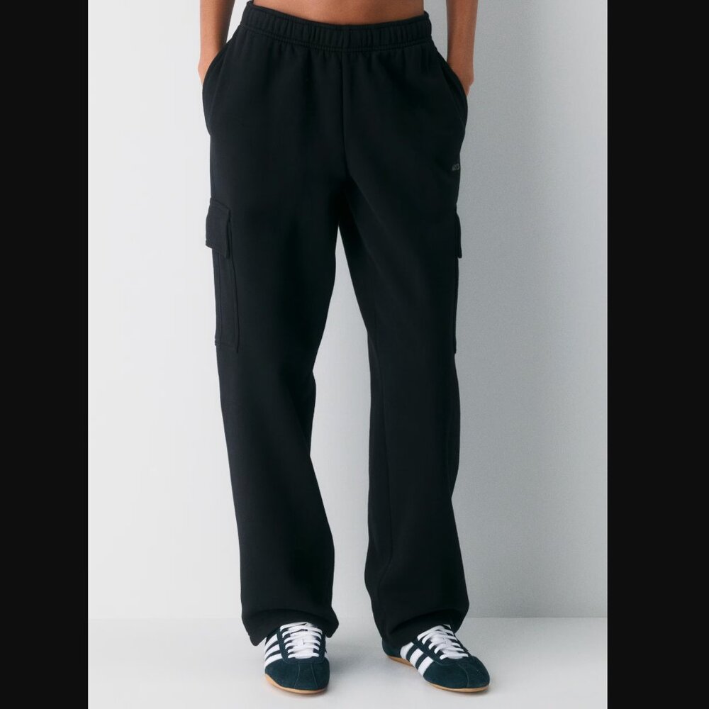 Aritzia TNA Cozy Sweatfleece Mega Cargo™ Sweatpant